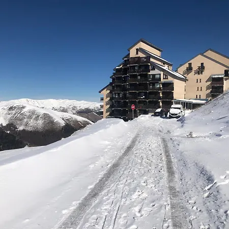 Апартаменты Le Refuge 66 Saint-Aventin