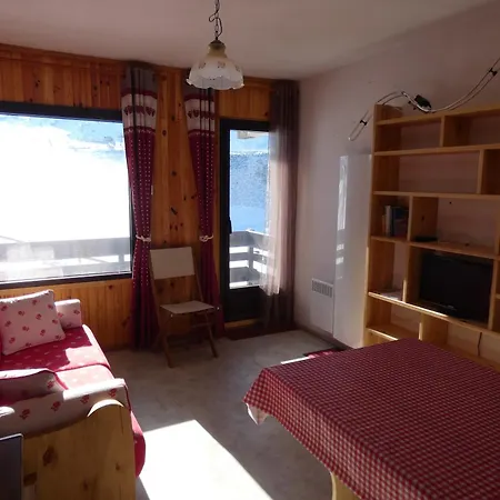 Апартаменты Le Refuge 66 Saint-Aventin