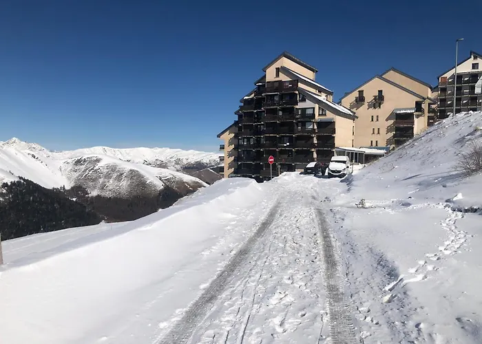 Апартаменты Le Refuge 66 Saint-Aventin